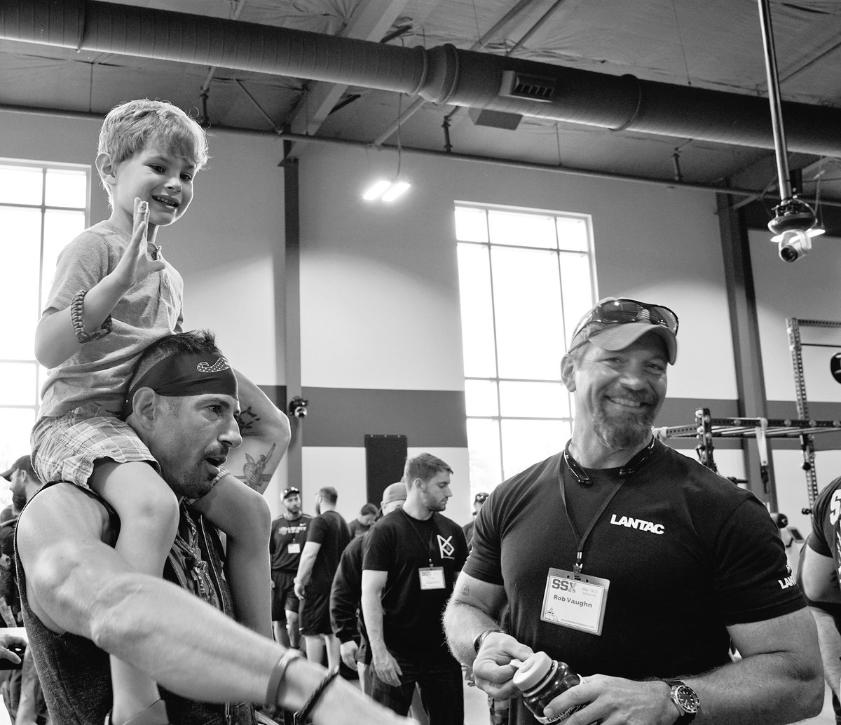 Sorinex's tweet image. &quot;SummerStrong doesn&apos;t have to end today.&quot;

#summerstrong10 #belegendary #extraordinaryexperience