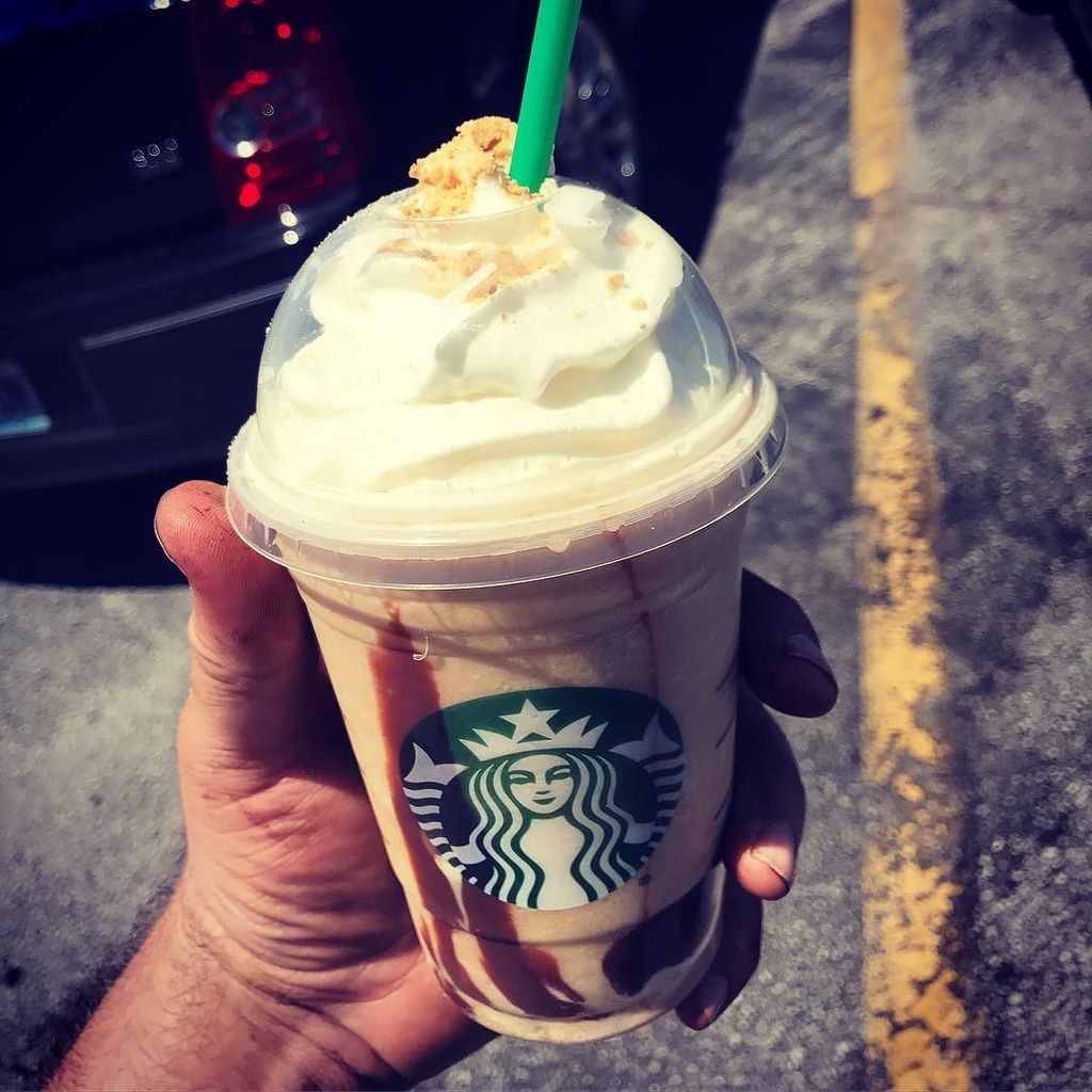 Smores. #starbucks #coffee #yummy ift.tt/2qIxV5t