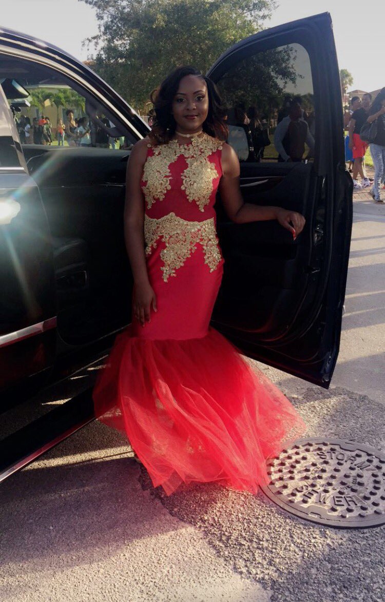 xAshlieNicole's tweet photo. Murder Scene .😍🔥👫 #BAProm2k17 #Prom2k17 https://t.co/Ik34tgg5yi
