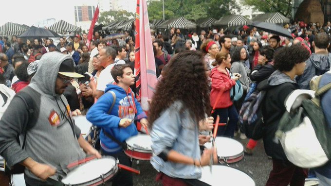 Ver imagem no Twitter