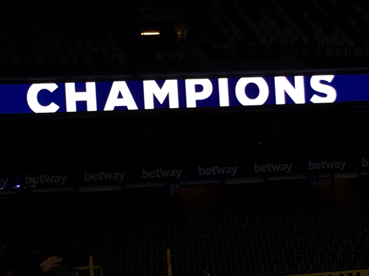 koen_mertens's tweet photo. Eentje voor de vrienden in Brugge. Nog 8 jaar geduld ... #RSCA #gofor34 https://t.co/bGOGuPGtZC