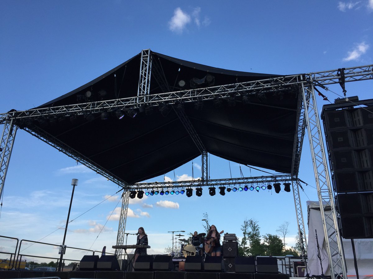 OhioSpringFest's tweet image. Triple the Trouble on stage now! 🎶 Playing their fitting original song #CarnivalRide 🎢