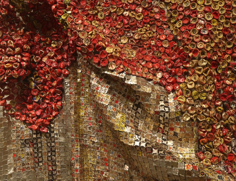 luisfernsuarez's tweet photo. Modern #African #Art Is Being Gentrified 
https://t.co/sfwbqjrxuv

“Drifting Continents” (2009), by the Ghanaian artist El #Anatsui https://t.co/OLKbGGfFV5