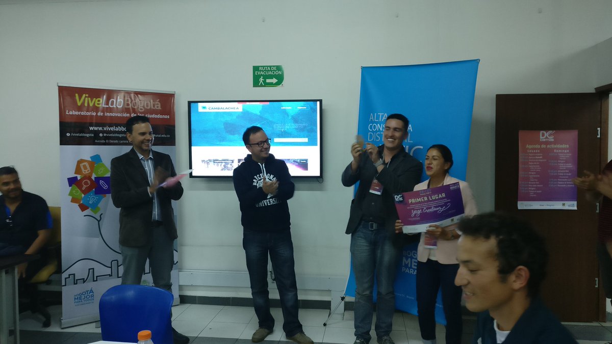 maurotov's tweet photo. Yahe creativos es el ganador de #DatosDCSuba, muy merecido, gran nivel para combinar innovación y tecnología!! https://t.co/RdUMxCE4uT
