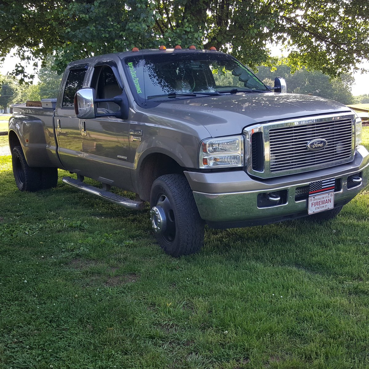 jvfd2180's tweet photo. For sale 2006 f350 lariat https://t.co/bRY4rUnw6v