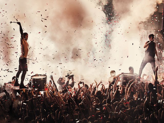 besideusomehow's tweet photo. one more hour to vote! 
let's win it for the people who mean the world to us |-/
#topBBMAs FPE https://t.co/pMwq7XWw0D