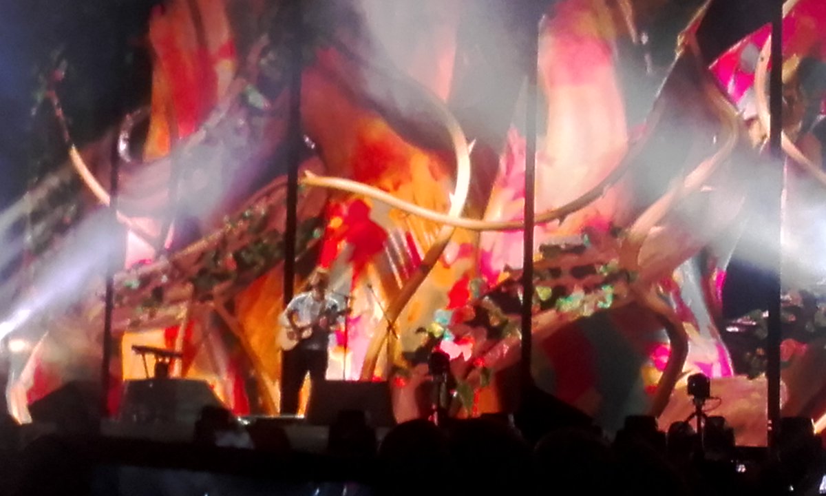 maariaflorcai's tweet photo. ❤😍❤😍 Feliz de poder haber ido y disfrutar, como hace 2 años atrás, de vos! 😊 @edsheeran #EdSheeranEnArg #EdSheeranEnElUnico https://t.co/8vBdD4u26G