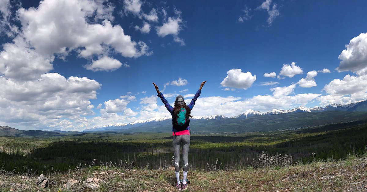 Amy_Savannah's tweet photo. #MontanaMoment #ChooseMontana #MTYES #hike #outdoors #SundayFunday #girl #nature #mountains #RealBeauty #backyard #sky #OptOutside #loveit https://t.co/N0xatGusI9