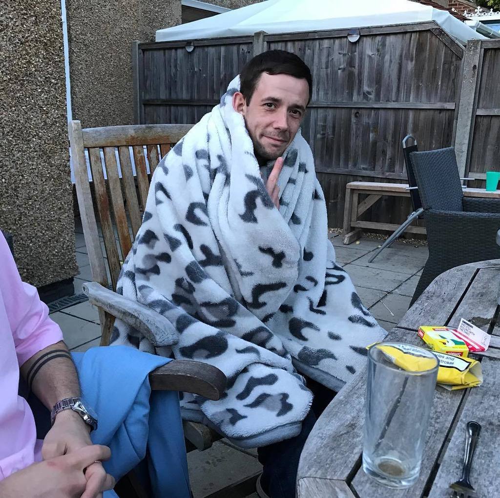 Lewis_Fields's tweet photo. I think @chrissyboyo was a little cold today #funny #blanket #needstomanup https://t.co/MPzxFRcs2j https://t.co/8W67XPZZQL