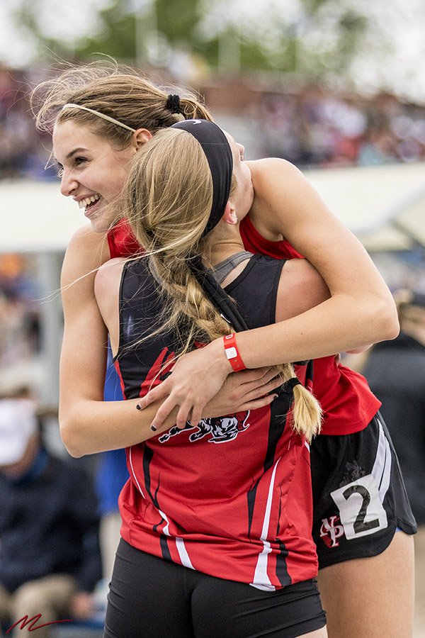 The 3A girls' high jump was a spirited battle between @Meg_Durbin and <a href="/NPGirlsTrack/">NP Girls Track</a>'s Maria Gorham, who leaped a State record 5-08 to win.