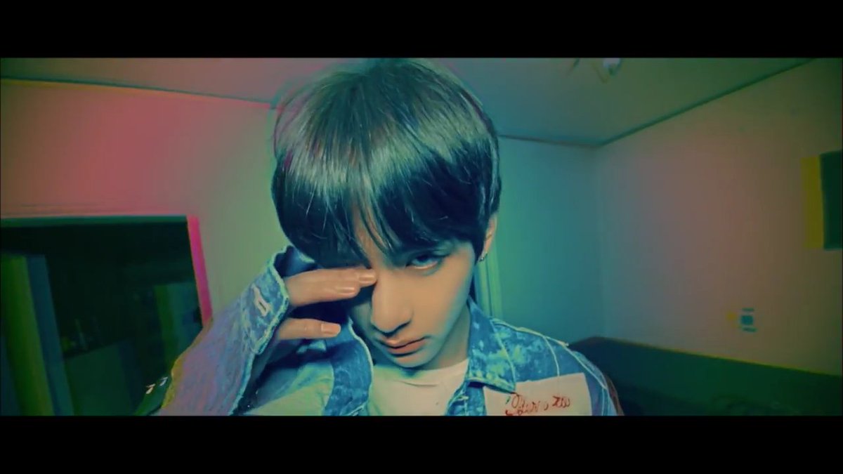 Masongtaetae's tweet photo. แท x พีตัมมุน jp ver. #BTSBBMAs https://t.co/CGgkWYYn4a