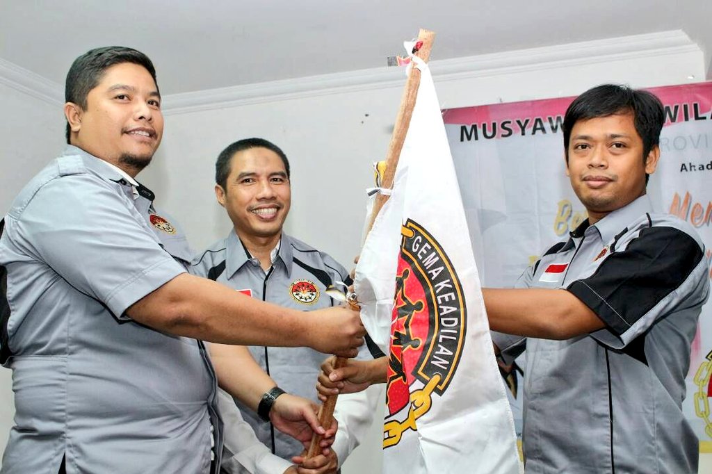 PKS_Jaktim's tweet photo. Sukses #MuswilGemaJakarta &amp; Selamat Bertugas Ketum @GemaKeadilanJKT Periode 2017-2022, Bang @NovalAbuzarr  
✊✊✊ https://t.co/2xwoKTCLoW