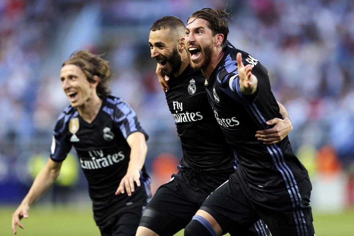 A3Noticias's tweet photo. #ÚLTIMAHORA ¡El Real Madrid, campeón de la Liga! Los blancos ganan su 33º título https://t.co/Y2IPaR4tl8 https://t.co/cziX3f0X5p