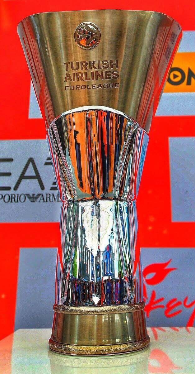 1453Fenerbahce's tweet photo. VE;

İLK KEZ BİR TÜRK TAKIMI AVRUPA ŞAMPİYONU OLUYOR!

TEBRİKLER FENERBAHÇE! #Fener4GLORY💛💙💪💪 https://t.co/aBPy4aszfx