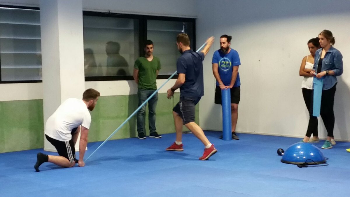 ESYDE_Formacion's tweet photo. ¡Un finde completísimo de la mejor formación en #Entrenamiento y #Readaptación! ¡Gracias @sucavich y #HéctorGarcía! #creciendoporeldeporte https://t.co/vb8amrvJTF