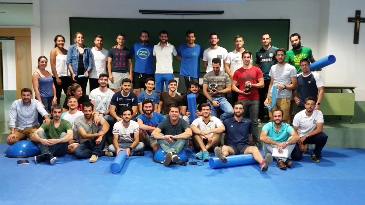 ESYDE_Formacion's tweet photo. ¡Un finde completísimo de la mejor formación en #Entrenamiento y #Readaptación! ¡Gracias @sucavich y #HéctorGarcía! #creciendoporeldeporte https://t.co/vb8amrvJTF