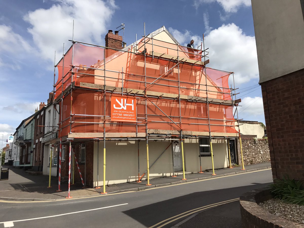 JnhScaffolding's tweet photo. Nice job for the weekend, feel free to give us at JNH Scaffolding a call  #wellington #teamJNH #orangecube #freequotes #freeestimate https://t.co/piCaHzRdns