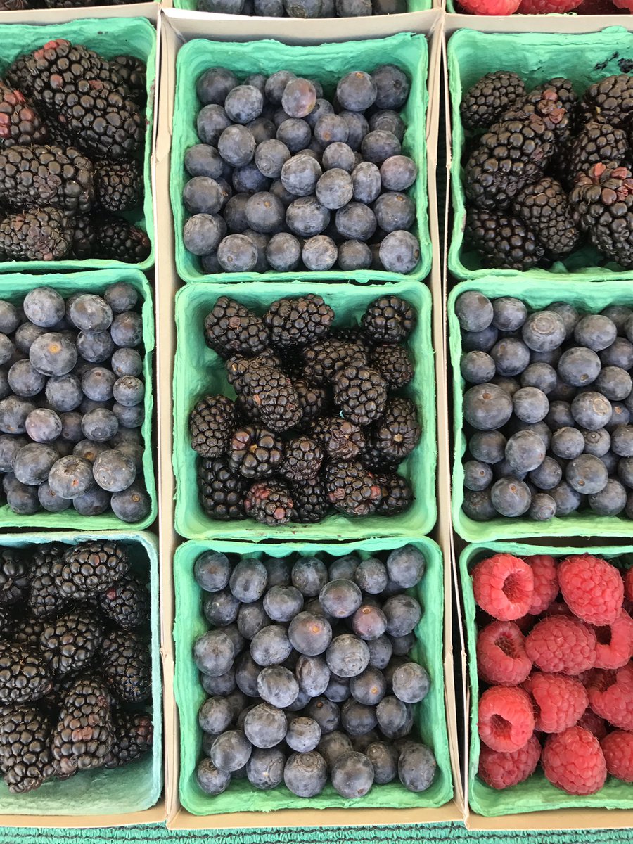 MelrosePlaceFM's tweet photo. Add #abundance to your life through  #antioxidant filled #berries https://t.co/R1Tdsm5Wrq
