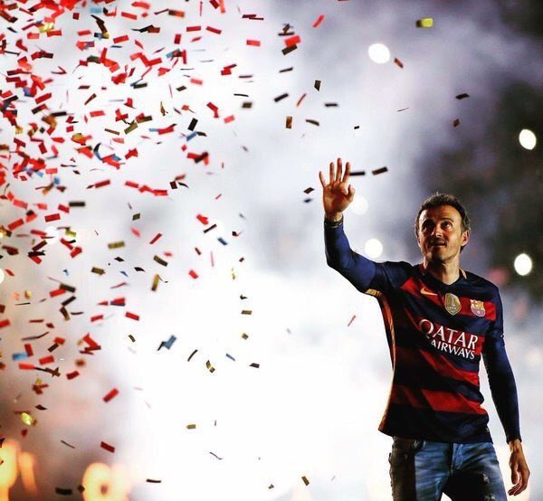 TodoFCB_10's tweet photo. Thank you for everything coach.❤️ #GraciesLucho https://t.co/FJN1yS9Div