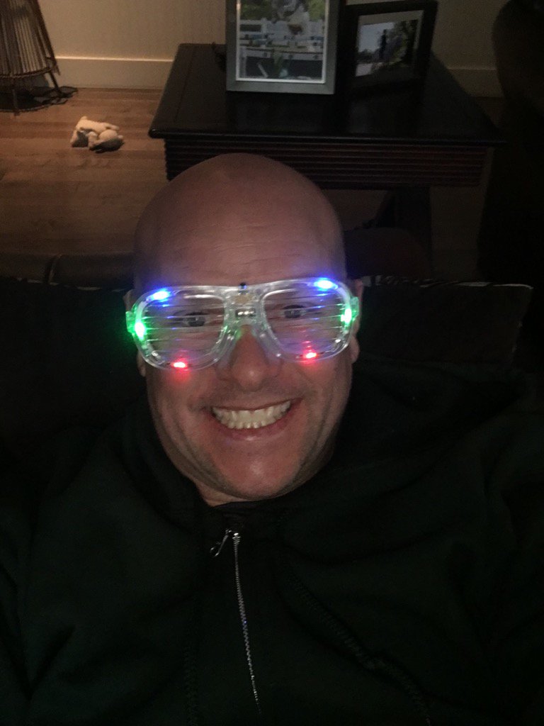 Jodyjamracing's tweet photo. Ready for @Flamborodowns #ConfedCup day!!!  Have my new goggles  #rainwillstop!! https://t.co/vt6xKhmCA6
