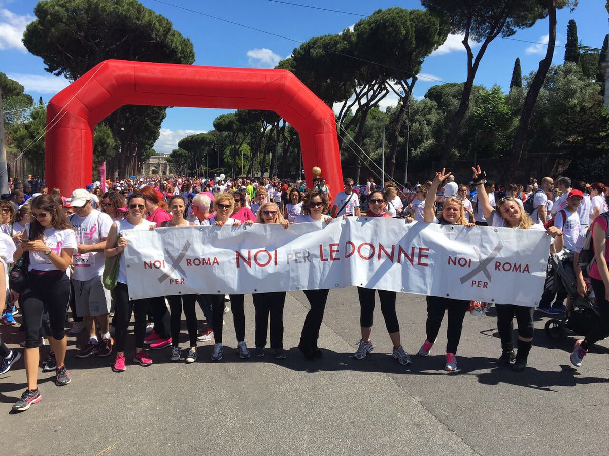 isabellarauti's tweet photo. #raceroma2017 #raceforthecure #maratona #roma #prevenzione #tumorialseno @komenitalia @SusanGKomen @NoiPerleDonne @HandsOffWomen_ @NoiXRoma https://t.co/jmcAIixVWX