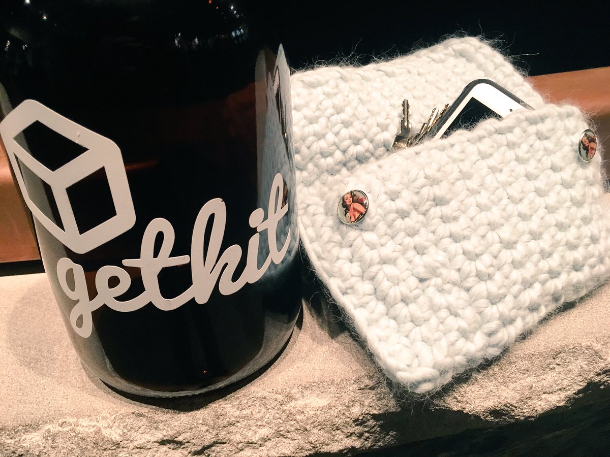 The_LadyCave's tweet photo. We're making market bags, coaster sets, and clutch handbags! Summer projects are the rage today at @UtepilsBrewing. #getkitlive #theladycave https://t.co/1827DRIZXT