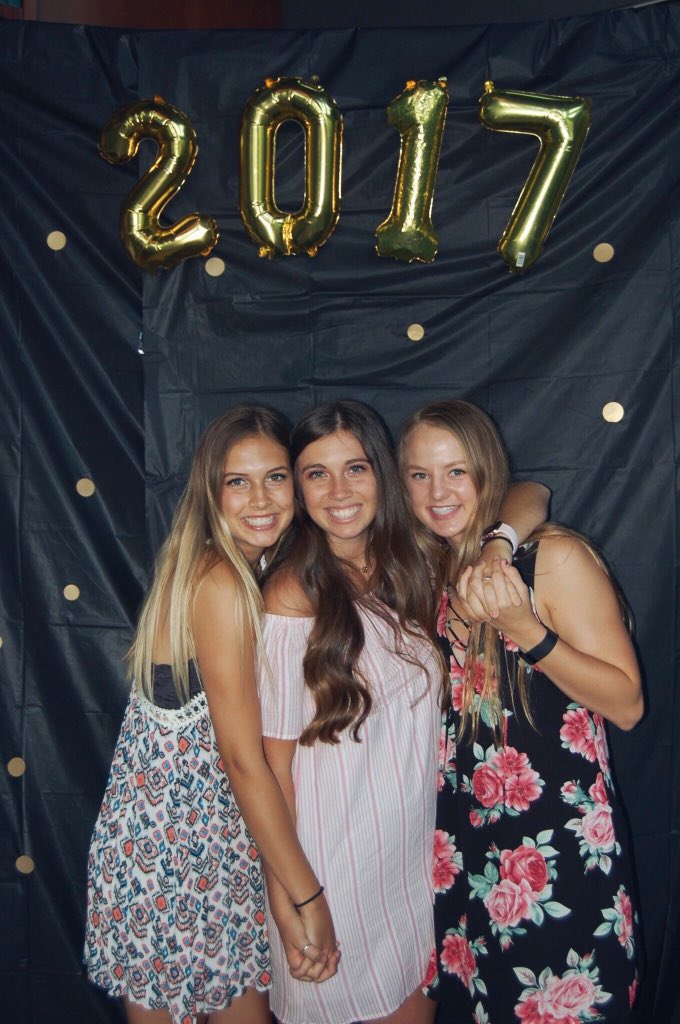 macymichelle12's tweet photo. shoutout to everyone who made my grad party awesome :P https://t.co/T7JjwfT2yv