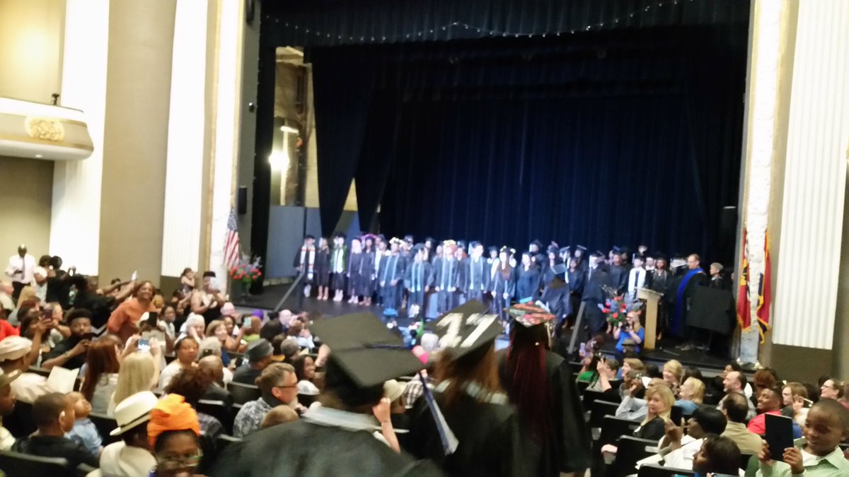 Confluence_Acad's tweet photo. Right now - Grand Center Arts Academy's Class of 2017 commencement. #charterschools #30DaysofGrad https://t.co/DYfRTSFw4e