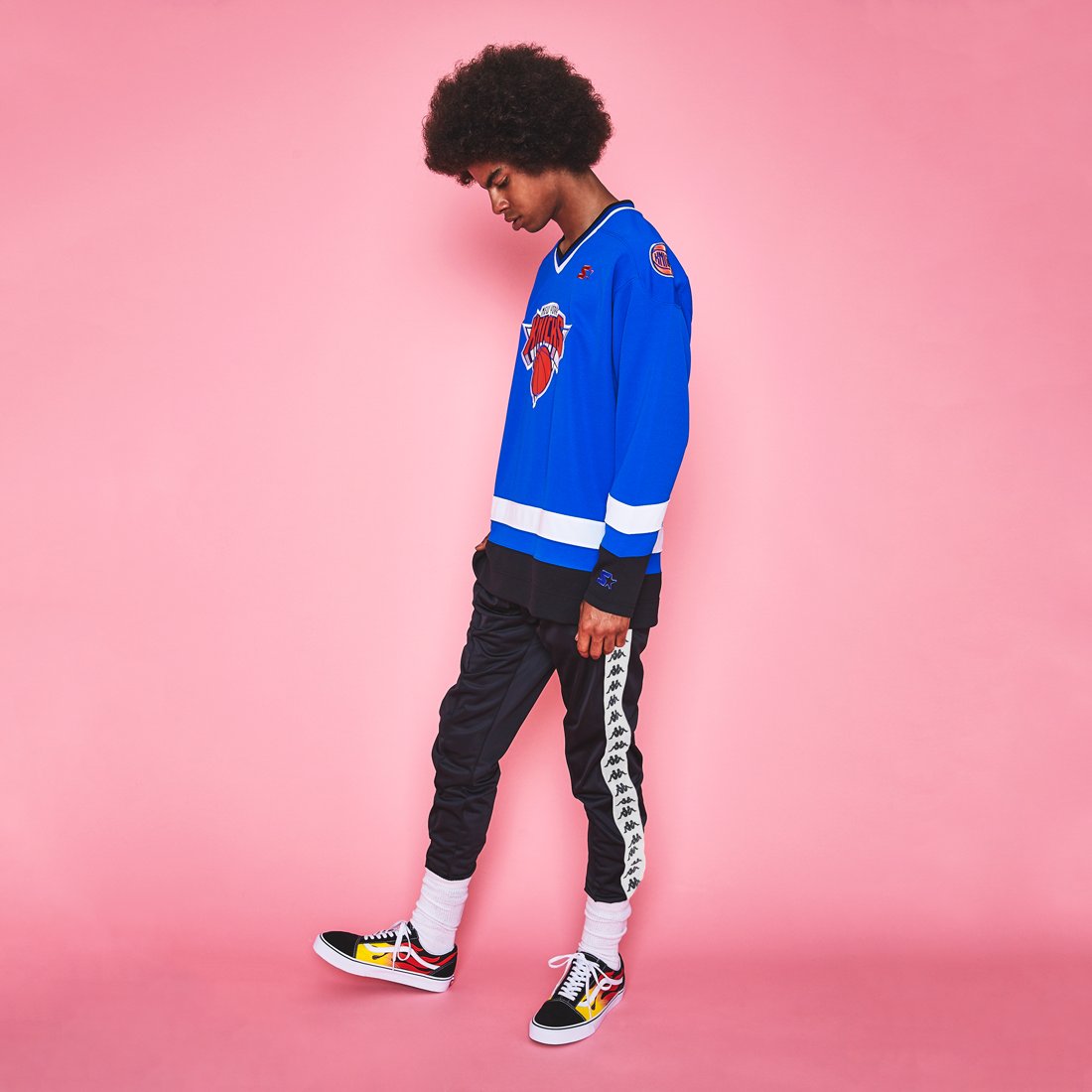 PacSun's tweet photo. Head to toe. 🔥 Keep an eye out for the @kappaUSA track pant available in stores now. #pacsunmens https://t.co/XKSBvF6bUy