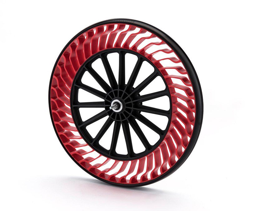 MarkaMarkaOrg's tweet photo. Bridgestone’dan Havasız Bisiklet Lastiği https://t.co/jCEbjmsNus https://t.co/gHgVLUoEQQ