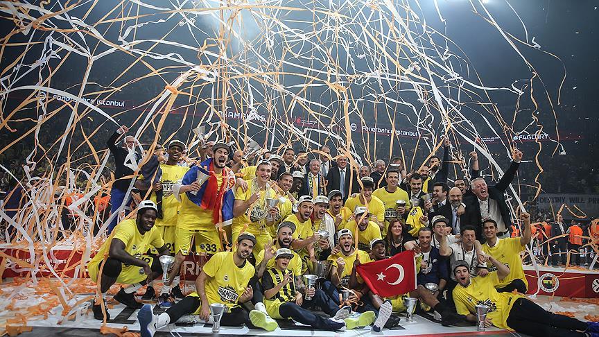 Fenerbahçe tarih yazdı, Avrupa'nın en büyüğü oldu... Tebrikler Fenerbahçe!
dlvr.it/PCCYmY 
#Fener4Glory