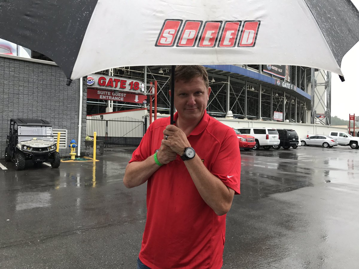 bobdillner's tweet photo. Blast from the past. In a weather delay @BMSupdates &amp; I found my old SPEED Channel umbrella in my truck. #Perfect https://t.co/dgP2tjrDRq