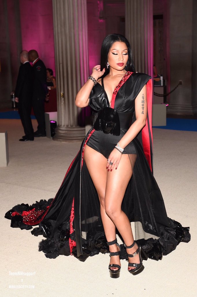 rawadabxd's tweet photo. - QUOTE WITH COPYING MY TWEET

- RETWEET THIS 

- REPLY TO THIS WITH #NickiBBMAs

- TAG 10 BARBZ TO DO THE SAME

COPY THIS AND TWEET IT ❤ https://t.co/RE275KAVq5