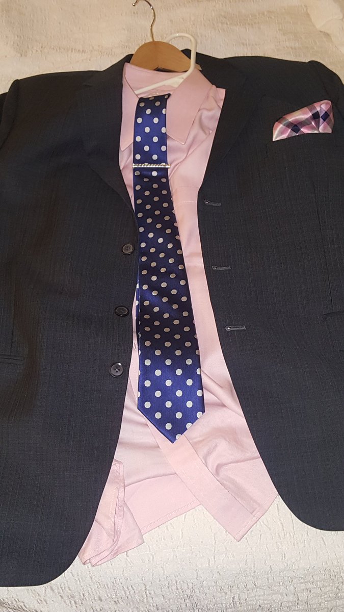 CP2Couture's tweet photo. Created this color combination for a  wedding just attended.  Always aim to be the best dressed at all times. https://t.co/YEQJnAFXGb