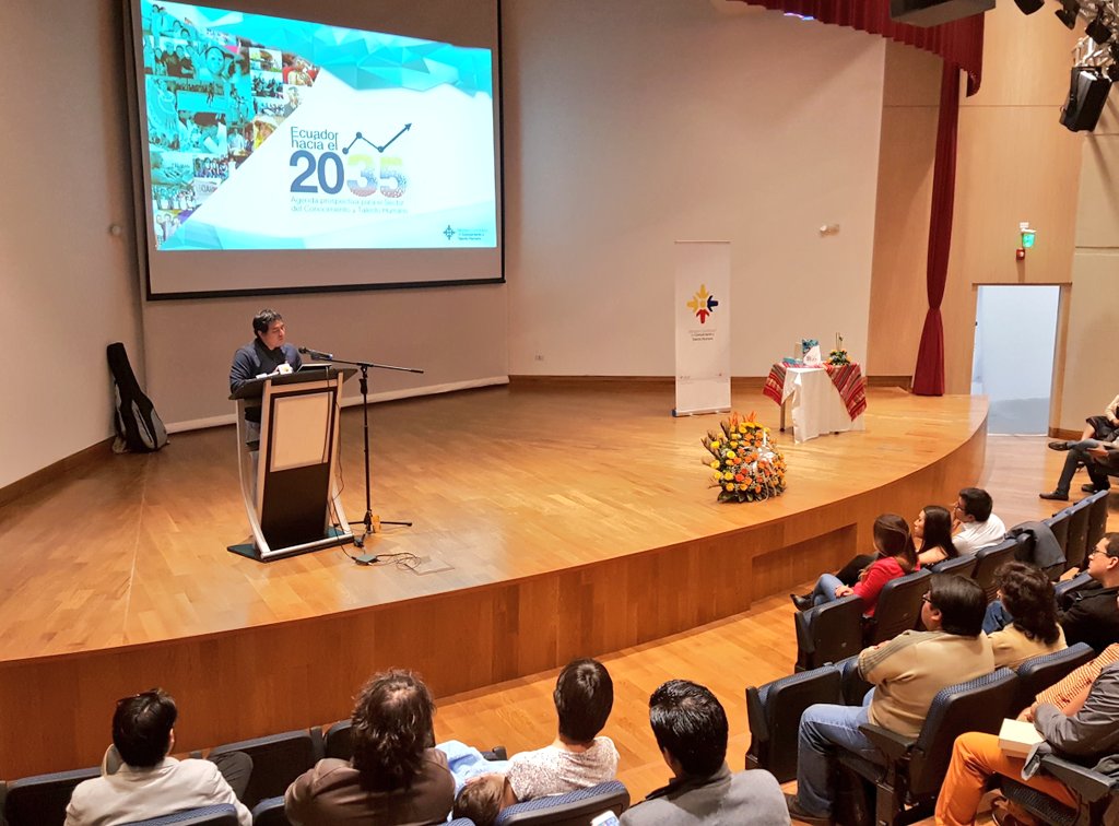 "No podemos dar marcha atrás en lo que hemos alcanzado", <a href="/ecuarauz/">Andrés Arauz</a>