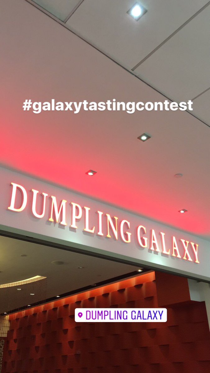 fuelgrannie's tweet photo. #foodie heaven @ #galaxytastingcontest at #dumplinggalaxy with the #dumpling guru himself @JeffOrlick #flushing #queens #dumplings #nom #nyc https://t.co/cfFwabfoBE