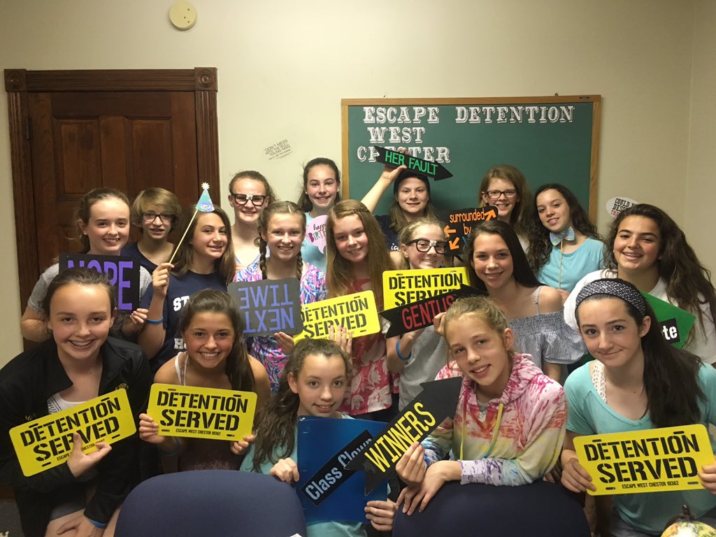 escapewc19382 tweet picture