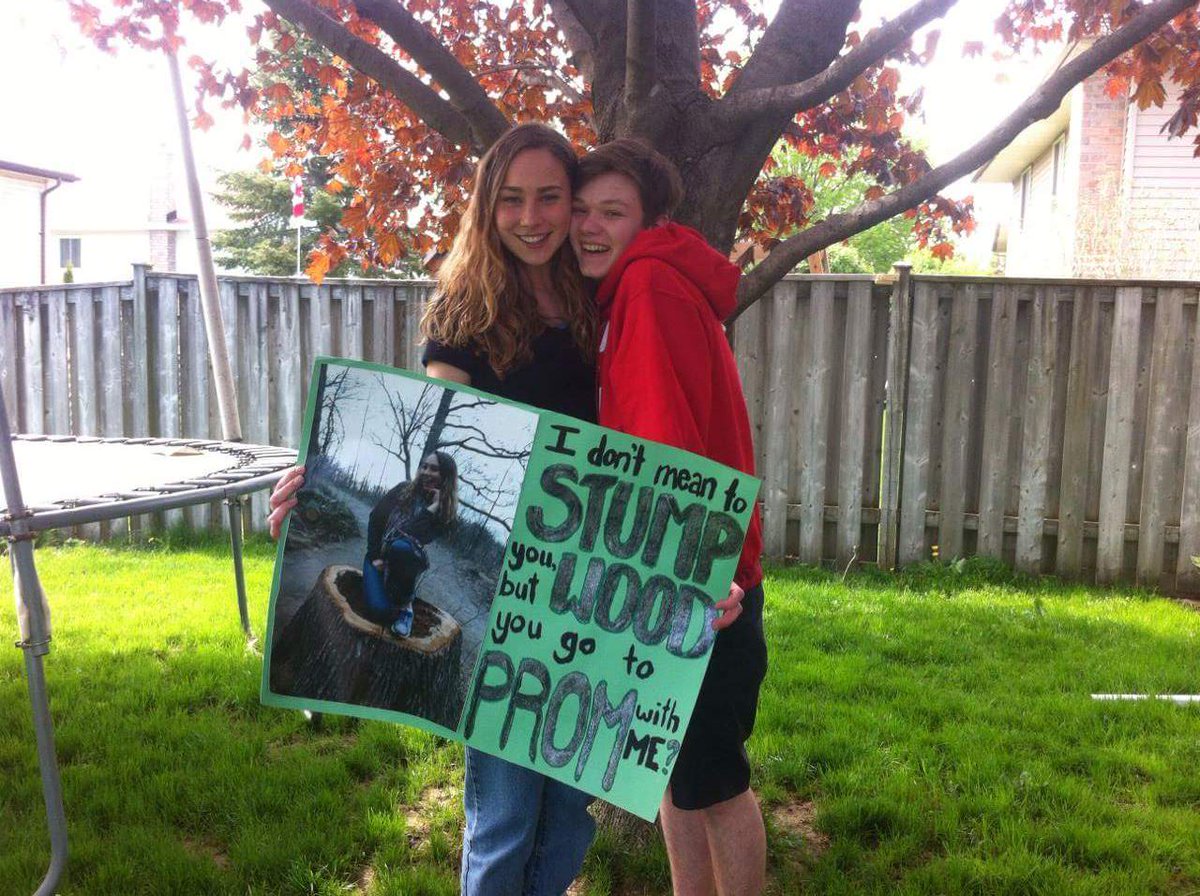 AbiNeuman's tweet photo. @phspromposal17 it's a little late, but at least he said yes ;) https://t.co/KtxQ3r7eIp
