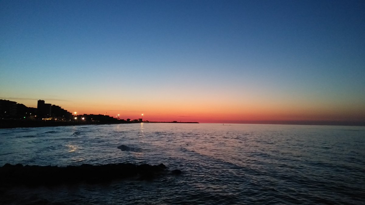 masciagiulia89's tweet photo. #domenicadisole #pesaro #solocosebelle https://t.co/Qpm55wnSg0