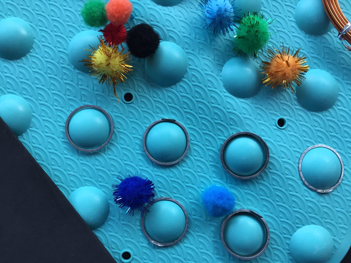 MelMahmuto's tweet photo. Process #prototyping #makeitwearable https://t.co/WdMMrYlWAE