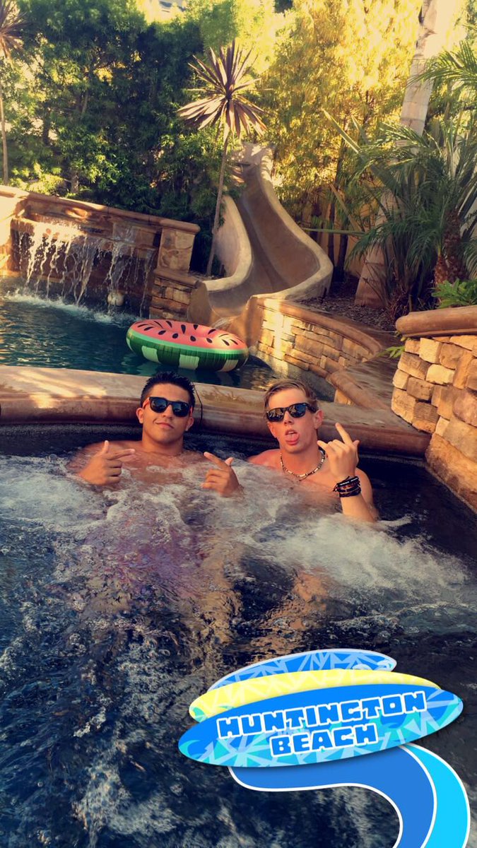 cooperlangston1's tweet photo. Happy birthday to the day 1, let's have another sick summer 😎 love you bro https://t.co/58kFm4SNpE