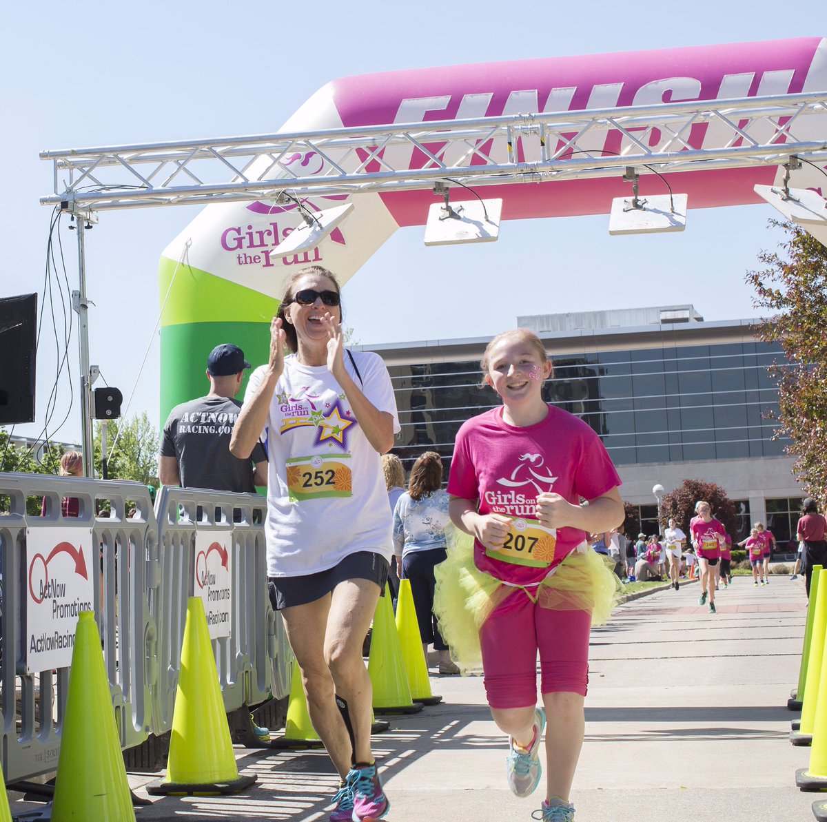 GOTRSWMO's tweet photo. Photos from our Spring 5k are now available on the Girls on the Run of Southwest Missouri Facebook page! #ActivateYourStarPower https://t.co/qCHsPX96cg