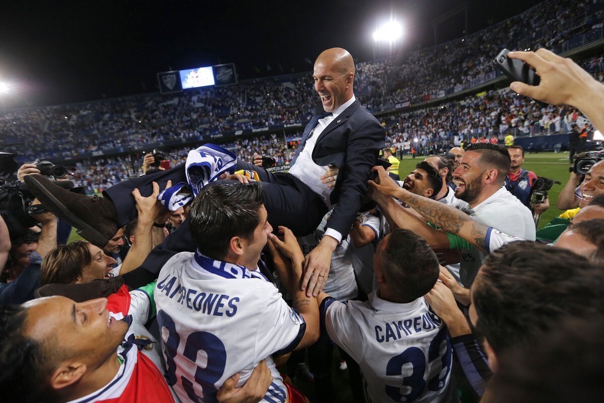 nikoli26's tweet photo. Campeones, campeones                  Ole ole ole 🏆33                                     Una 🍍 de P*** madre #HalaMadrid https://t.co/vL75mkvbqU
