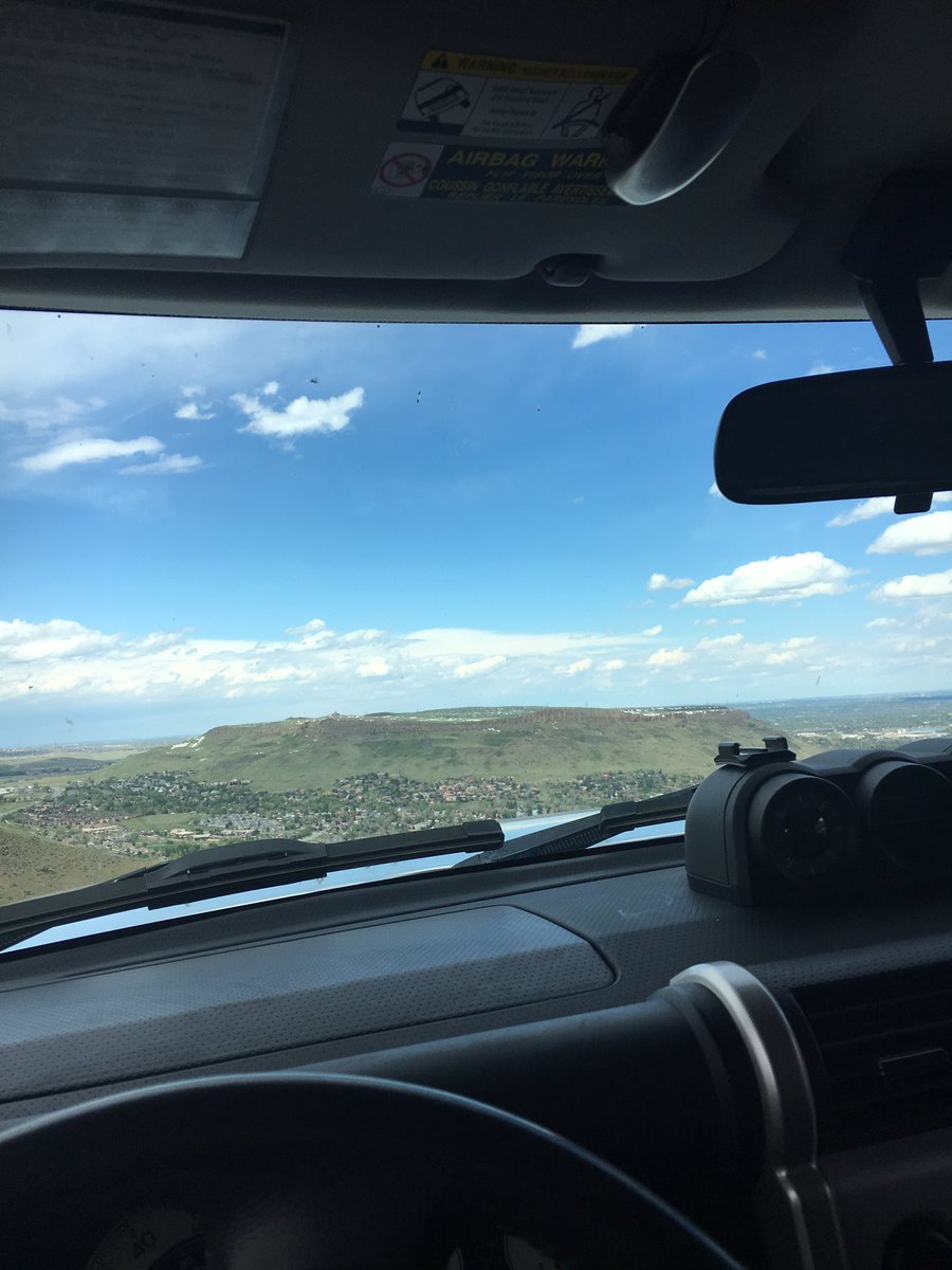 du_crsmith's tweet photo. Homework with a view. #writ1133du https://t.co/ZjuQyhJvEL