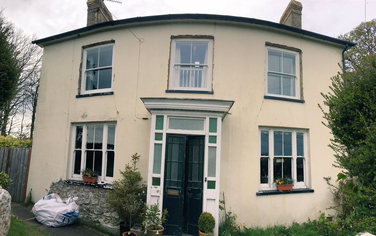 keystoneandlime's tweet image. A good example of why we shouldn&apos;t use cement renders on our stone buildings. Lintels rotten through! Restoration begins...