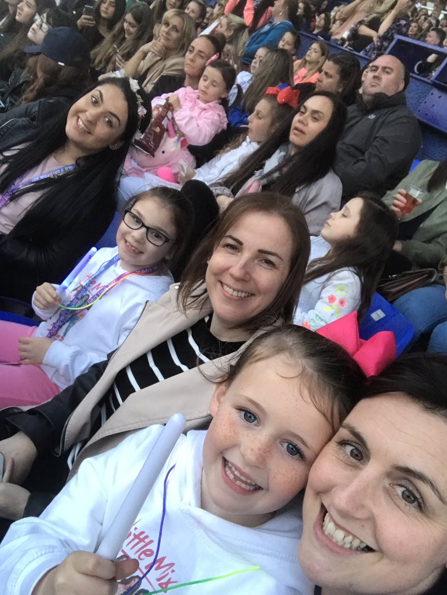 leannerich48's tweet photo. Amazing night @melcrocker @Hannah__Nicolee, girlies loved it, so Star struck @LittleMix  #TRFC #WirralLive @bennycarp123 thanks 4 tickets  😘 https://t.co/zFPmFQDeqy