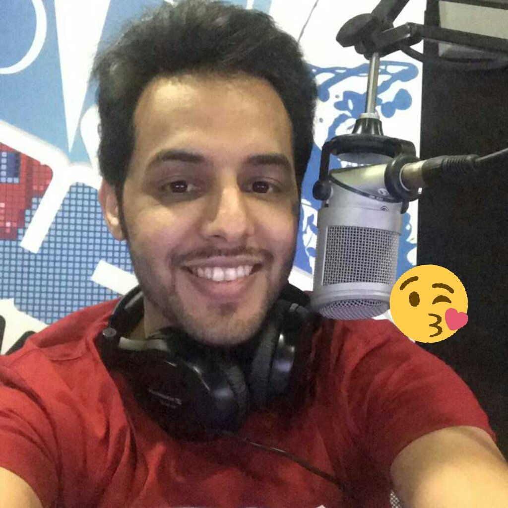 mmxfl99's tweet photo. ali alfaisal is LIVE on Loops. #alialfaisal  https://t.co/XJpQsXPTpf

@ali_alfaisall 
منور البث بنورك ....♥♥ https://t.co/is79UJnW2Q
