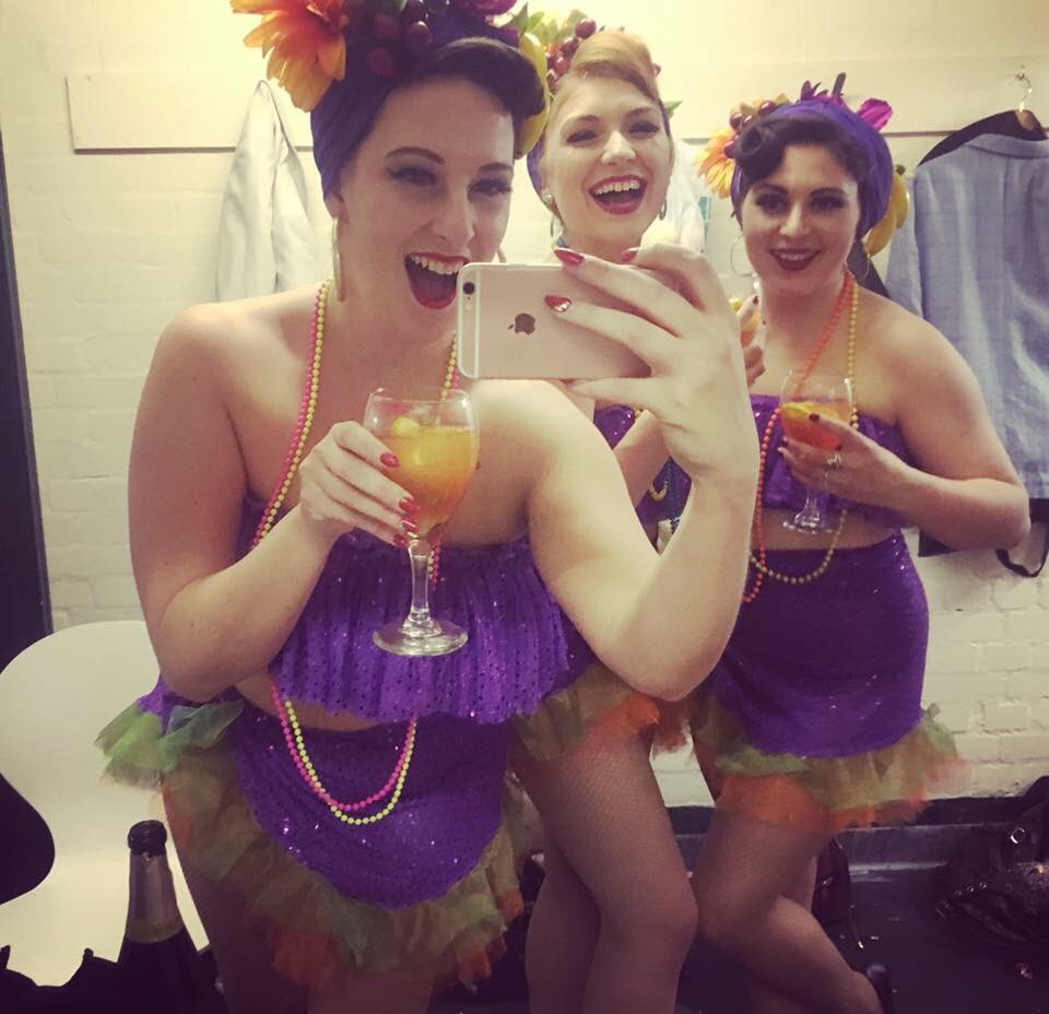 TheFramettes's tweet photo. Sunday Showgirls and Sangria @MusicalBingoUK @TropicanaLDN ๐น๐น๐น#TheFramettes ๐๐ผ๐๐ผ๐๐ผ https://t.co/UTGBEQAjUL