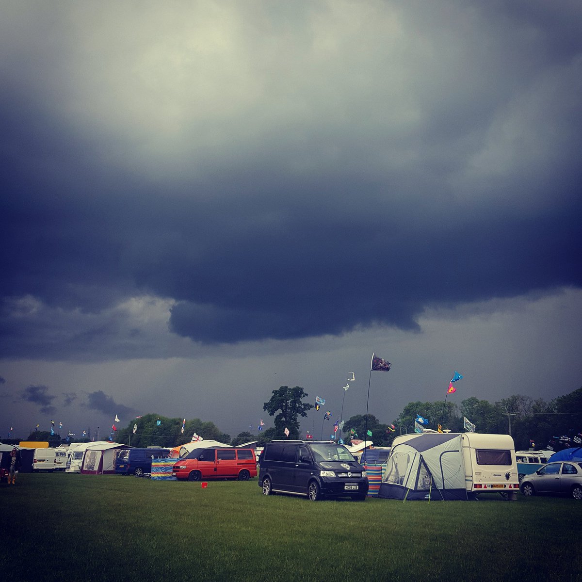 paintdodgers's tweet photo. #vanjamboree https://t.co/O8fUfuc2Yi