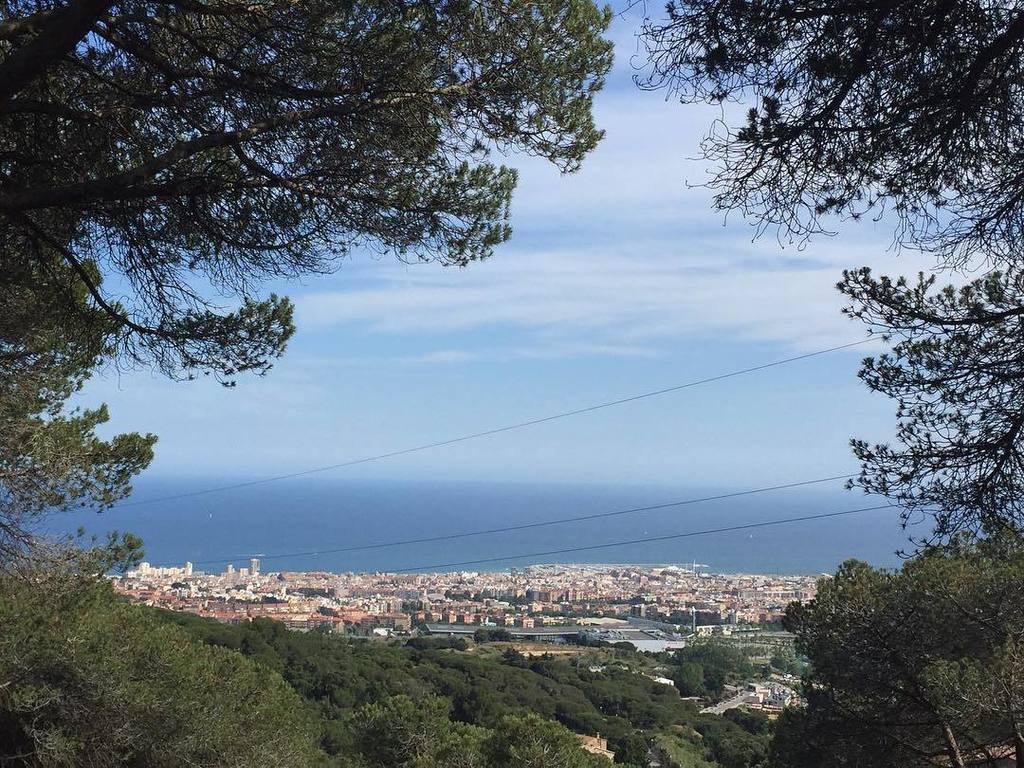 QuimFdezOller's tweet photo. Imatge de #Mataró des del #ParcForestal https://t.co/ghWxCIyAJ4 https://t.co/xrWLxryMxa